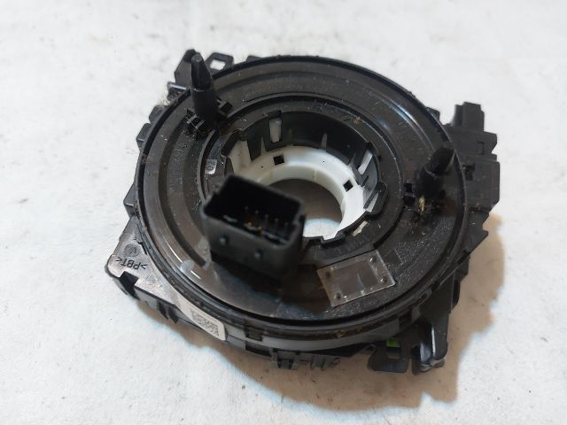 bontott VW GOLF VII Légzsák Átvezető Szalagkábel