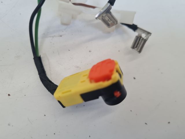 bontott VW GOLF VII Légzsák Csatlakozó (Pozíciófüggetlen)