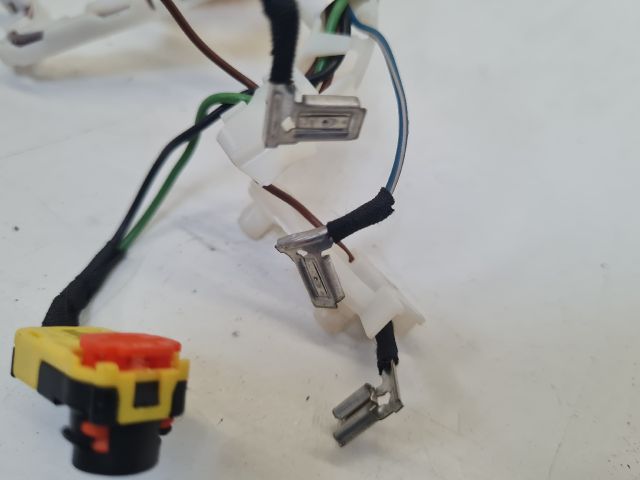 bontott VW GOLF VII Légzsák Csatlakozó (Pozíciófüggetlen)