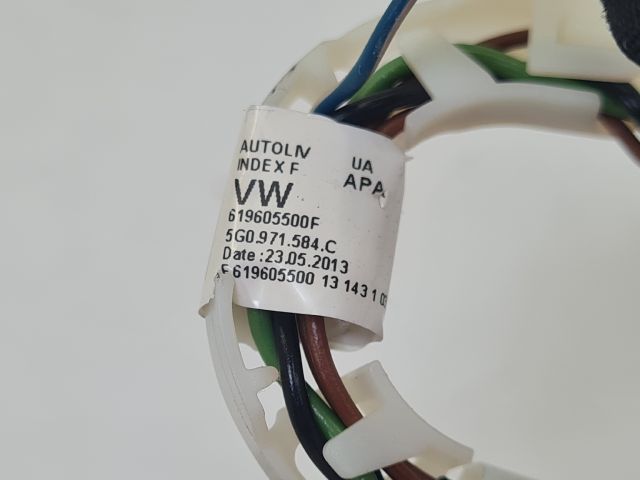 bontott VW GOLF VII Légzsák Csatlakozó (Pozíciófüggetlen)