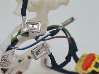 bontott VW GOLF VII Légzsák Csatlakozó (Pozíciófüggetlen)