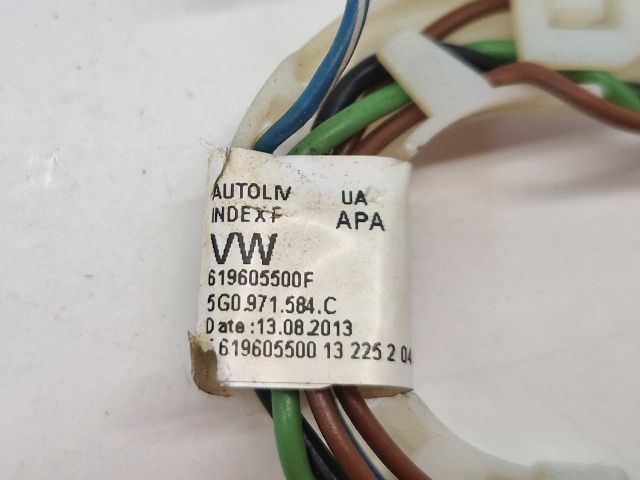 bontott VW GOLF VII Légzsák Csatlakozó (Pozíciófüggetlen)