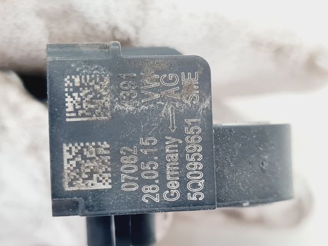 bontott VW GOLF VII Légzsák Indító Modul Oldallégzsák