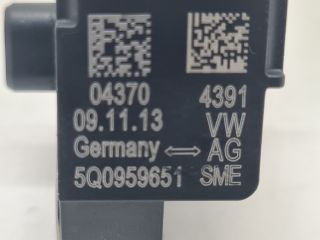 bontott VW GOLF VII Légzsák Indító Modul Oldallégzsák