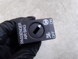 bontott VW GOLF VII Légzsák Kapcsoló