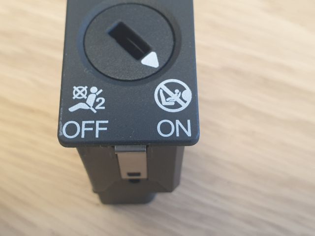 bontott VW GOLF VII Légzsák Kapcsoló