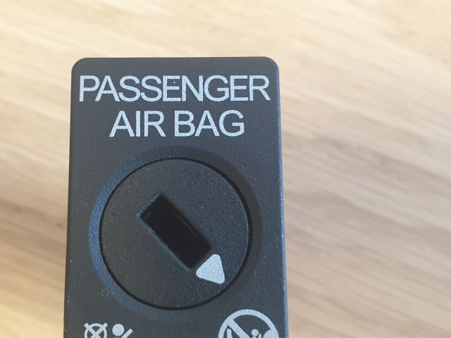 bontott VW GOLF VII Légzsák Kapcsoló