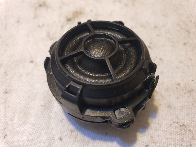 bontott VW GOLF VII Magassugárzó Hangszóró