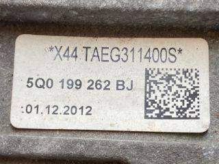 bontott VW GOLF VII Motor Tartó Bak Jobb