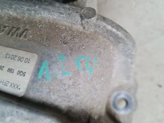 bontott VW GOLF VII Motor Tartó Bak Jobb