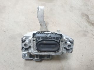 bontott VW GOLF VII Motor Tartó Bak Jobb