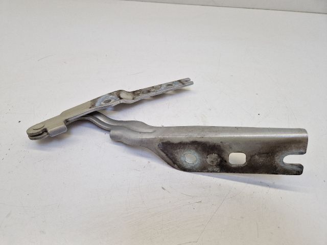 bontott VW GOLF VII Motorháztető Bal Zsanér