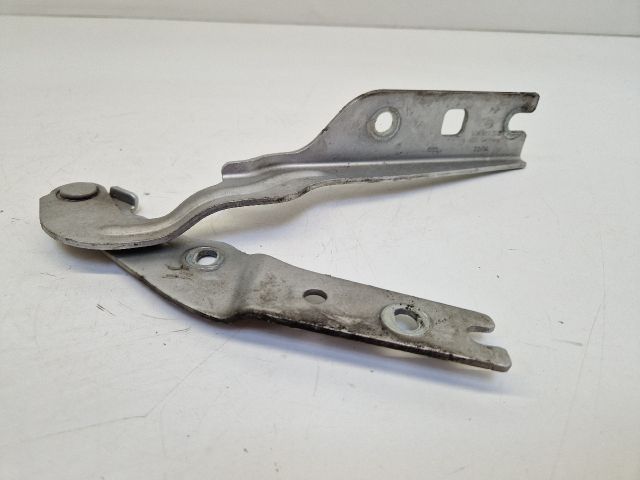 bontott VW GOLF VII Motorháztető Bal Zsanér