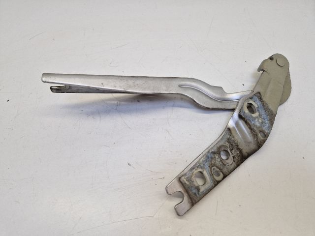 bontott VW GOLF VII Motorháztető Bal Zsanér