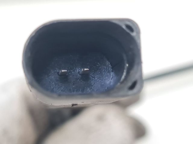 bontott VW GOLF VII Motorháztető Nyitó Bowden