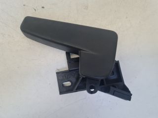 bontott VW GOLF VII Motorháztető Nyitó Kar / Gomb