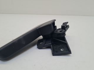 bontott VW GOLF VII Motorháztető Nyitó Kar / Gomb