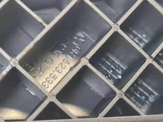 bontott VW GOLF VII Motorháztető Nyitó Kar / Gomb