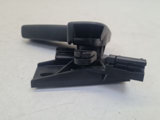 bontott VW GOLF VII Motorháztető Nyitó Kar / Gomb