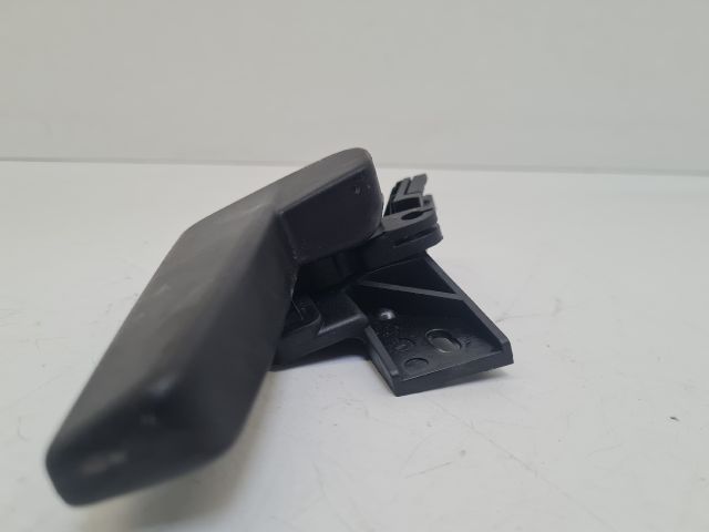 bontott VW GOLF VII Motorháztető Nyitó Kar / Gomb