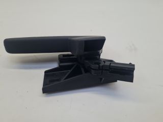 bontott VW GOLF VII Motorháztető Nyitó Kar / Gomb