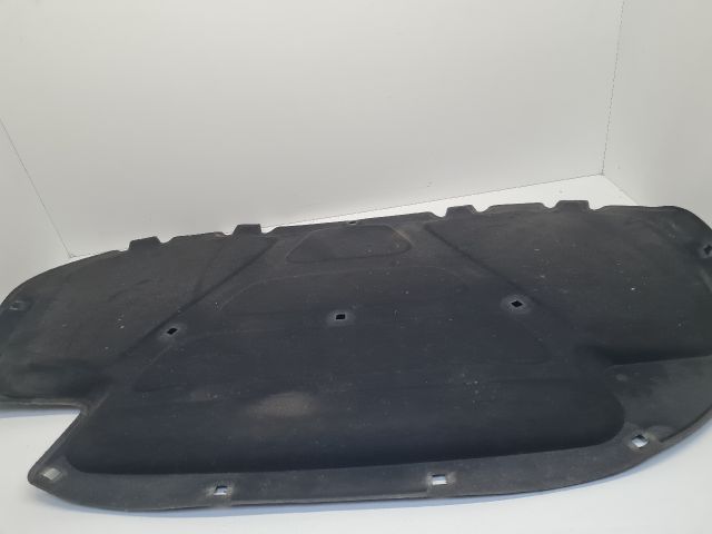 bontott VW GOLF VII Motorháztető Szigetelés