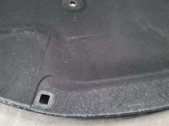 bontott VW GOLF VII Motorháztető Szigetelés