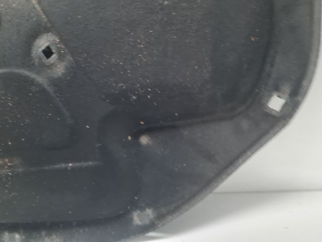 bontott VW GOLF VII Motorháztető Szigetelés