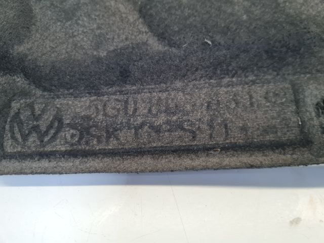 bontott VW GOLF VII Motorháztető Szigetelés