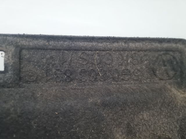 bontott VW GOLF VII Motorháztető Szigetelés