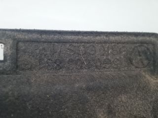 bontott VW GOLF VII Motorháztető Szigetelés