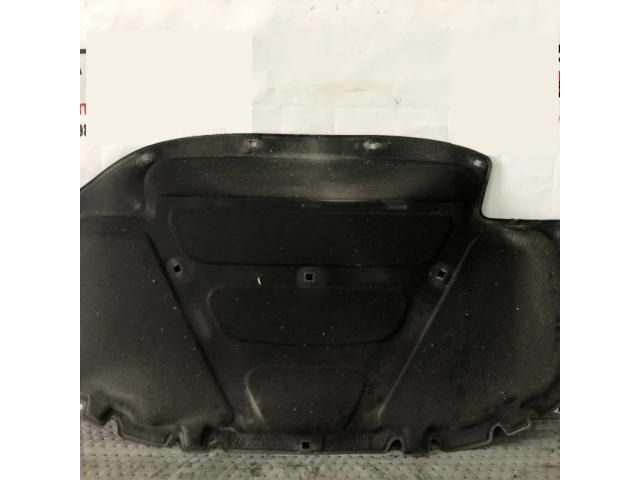 bontott VW GOLF VII Motorháztető Szigetelés