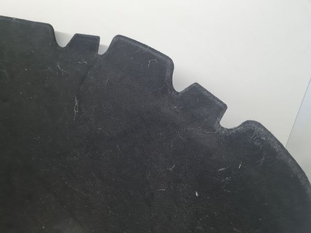 bontott VW GOLF VII Motorháztető Szigetelés