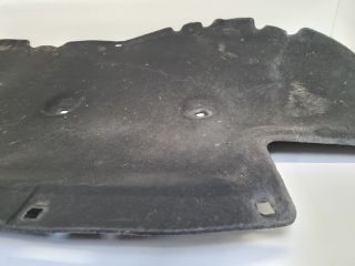 bontott VW GOLF VII Motorháztető Szigetelés