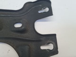 bontott VW GOLF VII Motorháztető Zár Tartó Konzol