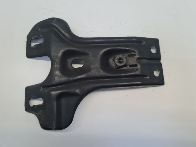 bontott VW GOLF VII Motorháztető Zár Tartó Konzol