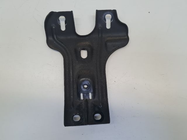 bontott VW GOLF VII Motorháztető Zár Tartó Konzol