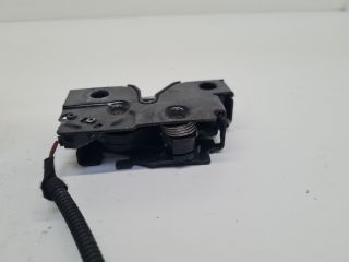 bontott VW GOLF VII Motorháztető Zárszerkezet