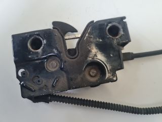 bontott VW GOLF VII Motorháztető Zárszerkezet