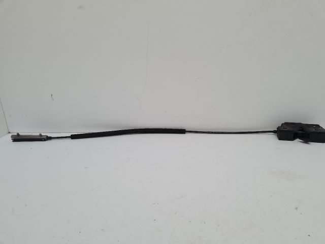 bontott VW GOLF VII Motorháztető Zárszerkezet