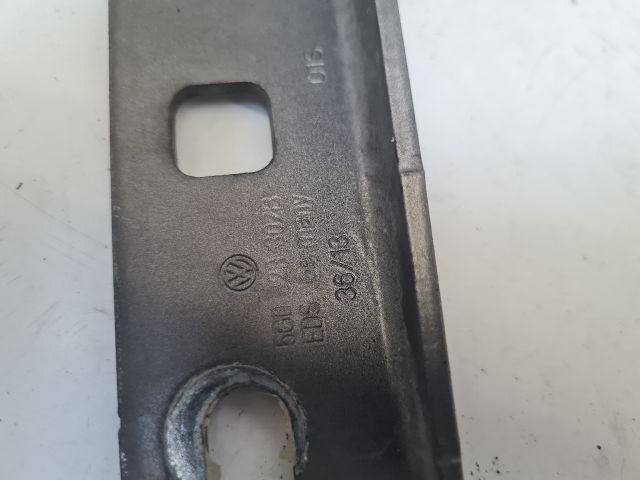 bontott VW GOLF VII Motorháztető Zsanér Pár