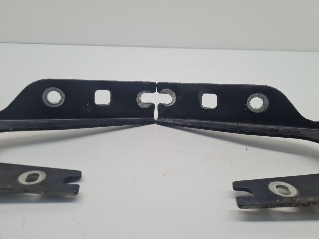 bontott VW GOLF VII Motorháztető Zsanér Pár