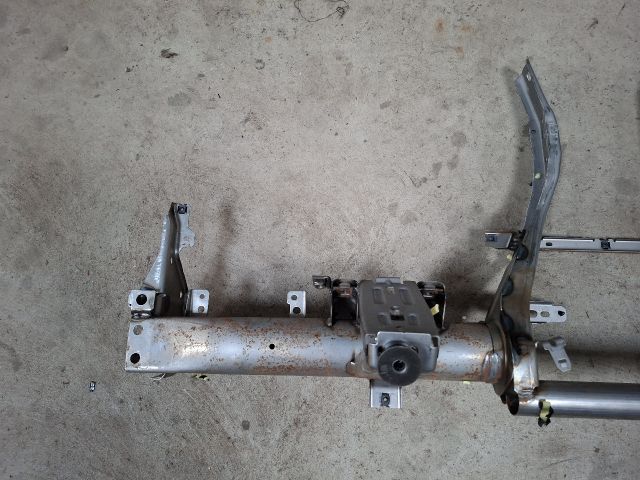 bontott VW GOLF VII Műszerfal Tartó Vas