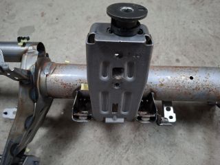 bontott VW GOLF VII Műszerfal Tartó Vas