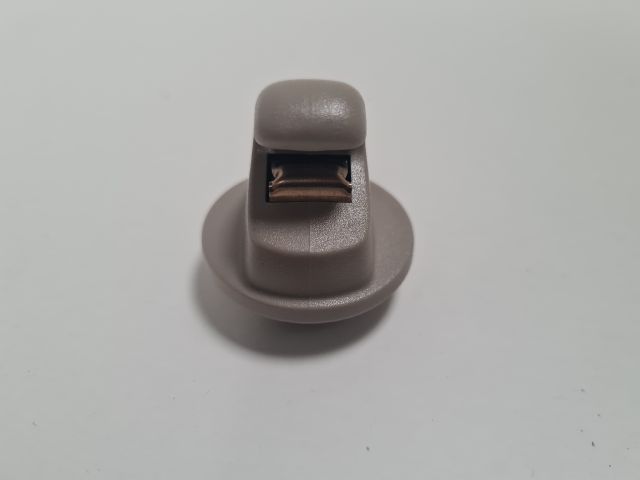 bontott VW GOLF VII Napellenző Tartó (Pozíciófüggetlen)