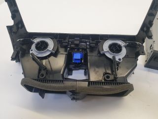 bontott VW GOLF VII Navigációs Fejegység