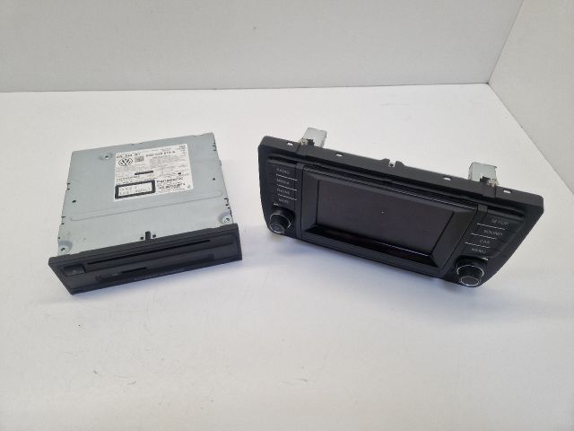 bontott VW GOLF VII Navigációs Fejegység