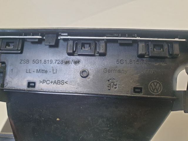 bontott VW GOLF VII Navigációs Fejegység