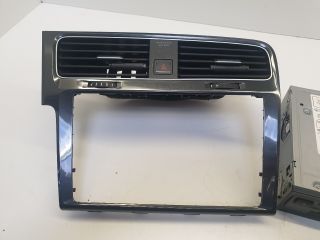 bontott VW GOLF VII Navigációs Fejegység