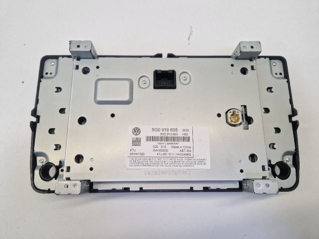 bontott VW GOLF VII Navigációs Fejegység